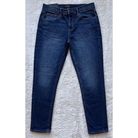 NWT Banana Republic Women's Dark Wash Girlfriend Rolled Hem Jean in 26/2 - Picture 10 of 16